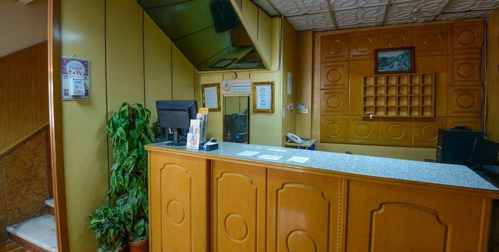 Regis Hotel Beirut Esterno foto
