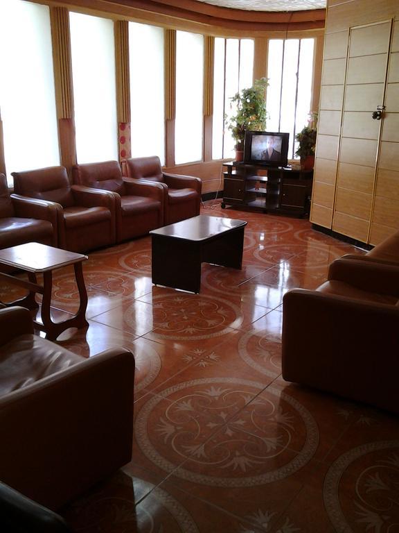 Regis Hotel Beirut Esterno foto